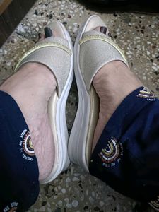 Party Wear Golden Wedges For Women In 39 Number