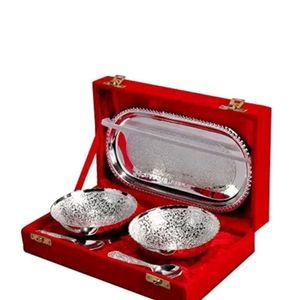 Silver Dinnerware Set