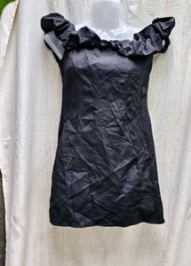 8156. CUTE BLACK MINI BODYCON