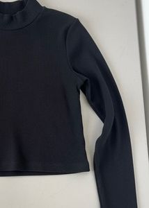 Sassafras Black Ribbed Top