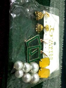 Golden Jhumka Earrings