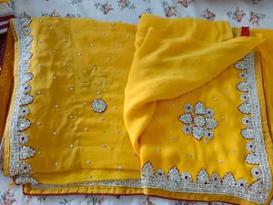 heavy work yellow saree no use
