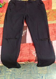 High Star Leg Distressed Jean