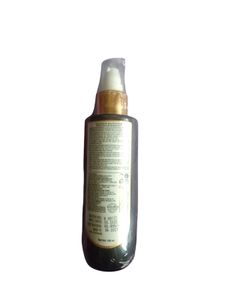 WOW Skin Science Macadamia Nut Hair Oil (150ml)