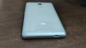 Xiaomi Redmi Note 3 (Broken &amp; Dead)