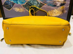 Guess yellow handbag
