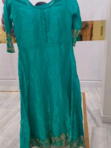 Elegant Green Kurta Set