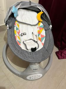 Babyee Brand Automatic Cradle