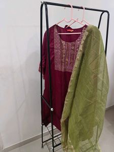Vishudh Kurta set With Dupptta