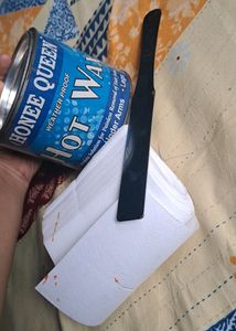 Honee Queen Hot Wax With Spatula And Strips  Combo