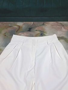 White Women Trousers