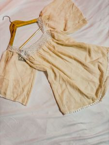 Transparent loose top