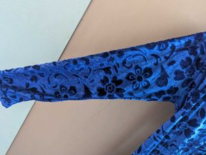 Elegant Blue Velvet Maxi Dress