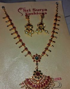 Elegant Necklace Set