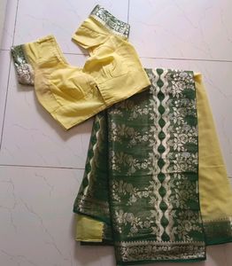 Coin Drop!!! Lemon Yellow Saree With Blouse