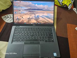 Dell latutude 5401 touch screen Laptop
