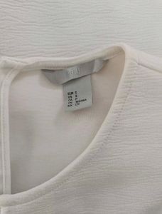 H&amp;M Off White Top