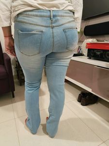 Sustainable Stylish Blue Jeans On a Budget!