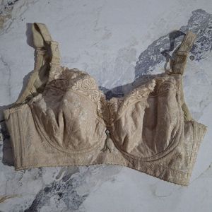 Bra brnded new