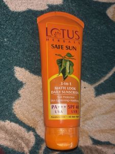Lotus Herbals Safe Sun SPF 40