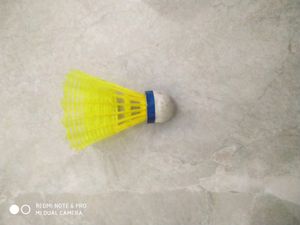 3 Good Condition Badminton Shuttles:Normal