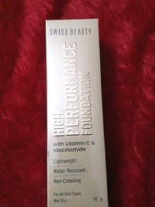 Swiss Beauty High Performance Liquid Dewy Foundati