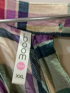 Checked 3/4 Sleeve Top