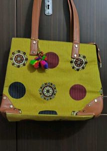 Handbag