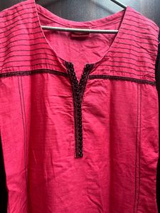 Sleeveless Printed A-line Kurti