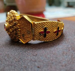 Gold-toned Bangle