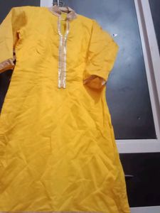 Beautiful Yellow Kurta Set With Dupatta Patch Work