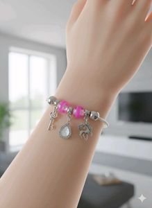 🗝️ Key Charm pandora Bracelet🗝️