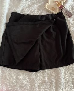 Cute Black Skort
