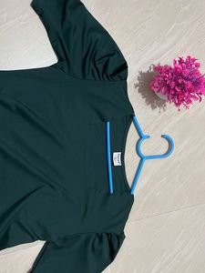 Chic Green Top