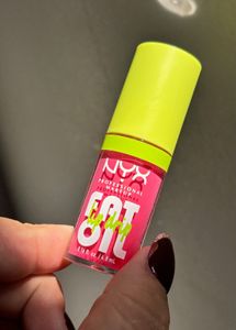 Nyx Fat Oil Lip drip :- Supermodel