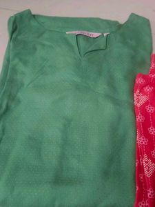 Elegant Kurtas (3pics)
