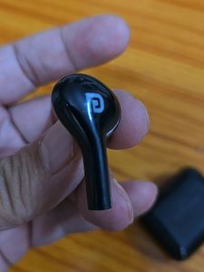 Bluetooth Earbuds