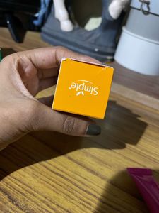 Simple 10 percentage vitamin C serum