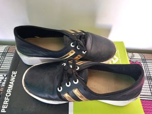 Stylish Women Casual Shoes