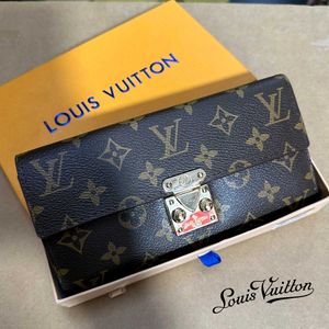 LV PREMIUM QUALITY WALLET FOR HER