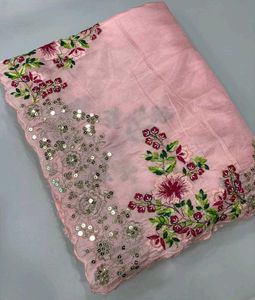 🆕️🆕️PINK FLORAL SAREE