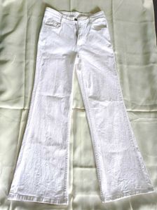 Women Straight Fit Jeans