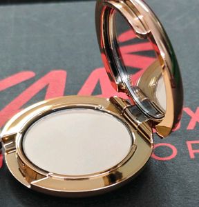 Charlotte Tilbury Compact (01 Fair)