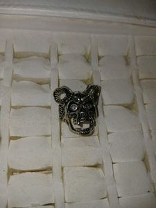 Gothic Skull Ring
