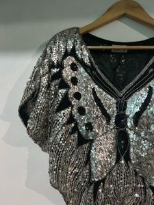 Butterfly top