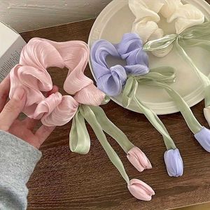 Tulip Scrunchie