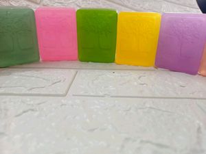 10 Organic Fruit Soaps @Rs500