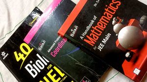 Combo For Biology &amp; Mathmatics  Neet &amp; JEE Exam