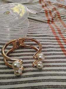 Pearl Golden Bracelet