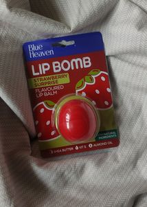 Blue Heaven Lip Bomb, Strawberry Flavoured Lip Balm.